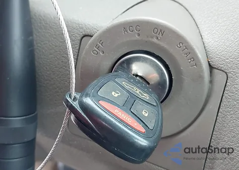 2005 Jeep Grand Cherokee Laredo from USA, damaged, VIN 1J4HR48NX5C662524